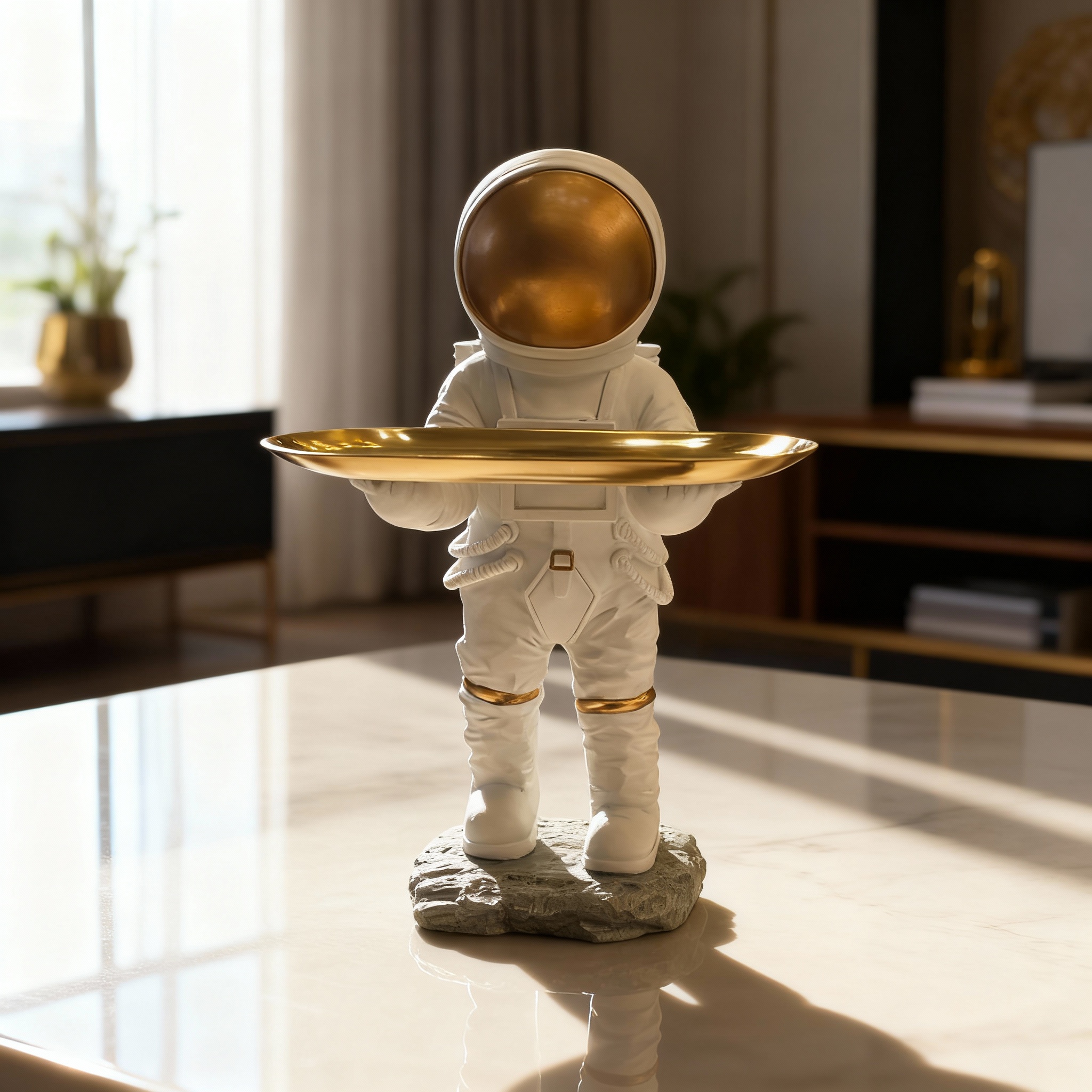 Alternative view of astronaut figurine storage tray.