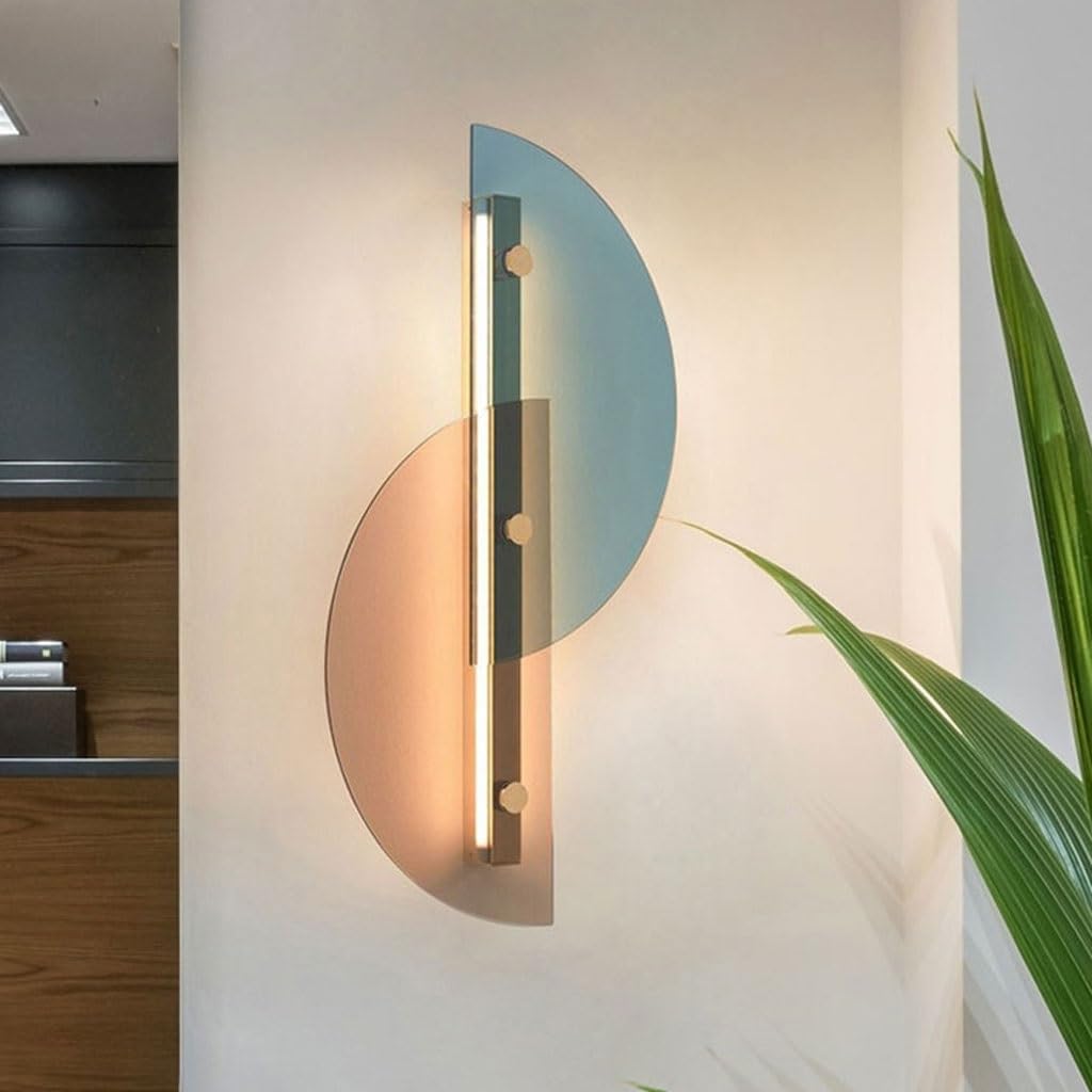 Alternative view of Papillon Wall Light designed by Bernhardt & Vella for Arflex, or a similar modern geometric model like the Redra Wall Sconce. 